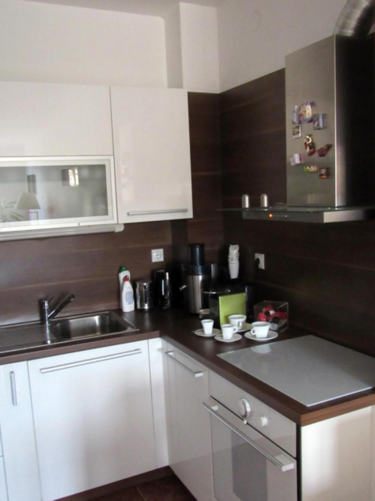 65 Square Meters Designer Apartment In Heart Of City - River View ! Park For Free Ni エクステリア 写真