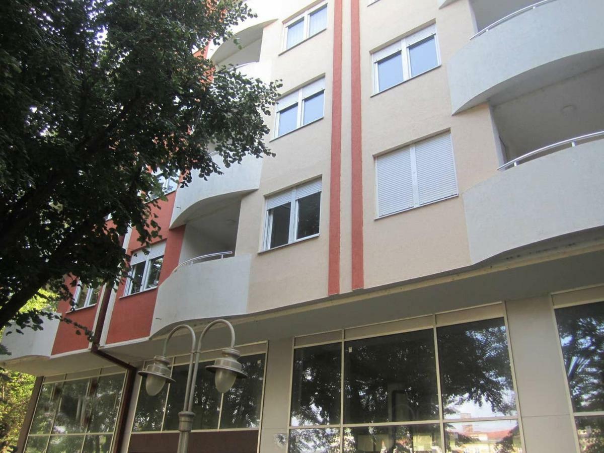 65 Square Meters Designer Apartment In Heart Of City - River View ! Park For Free Ni エクステリア 写真